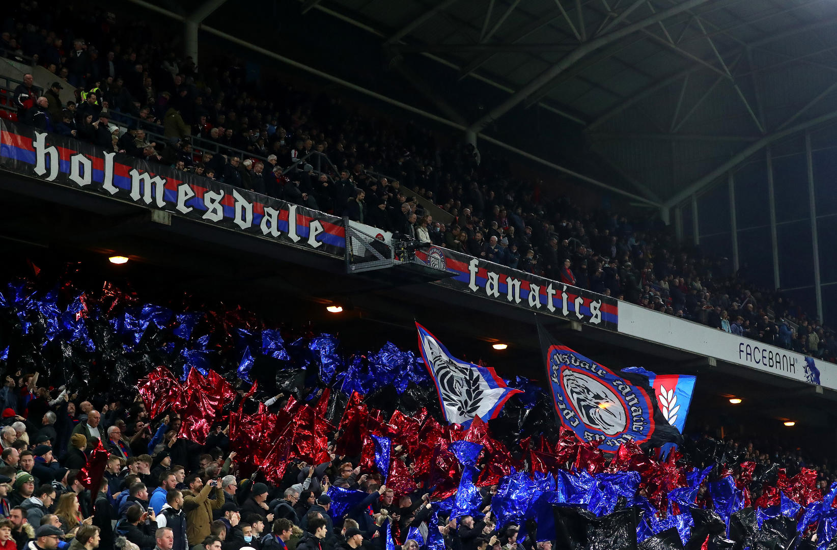 利并非偶然 利并非偶然