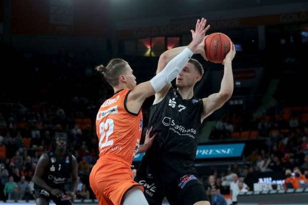 豪感和凝聚 豪感和凝聚